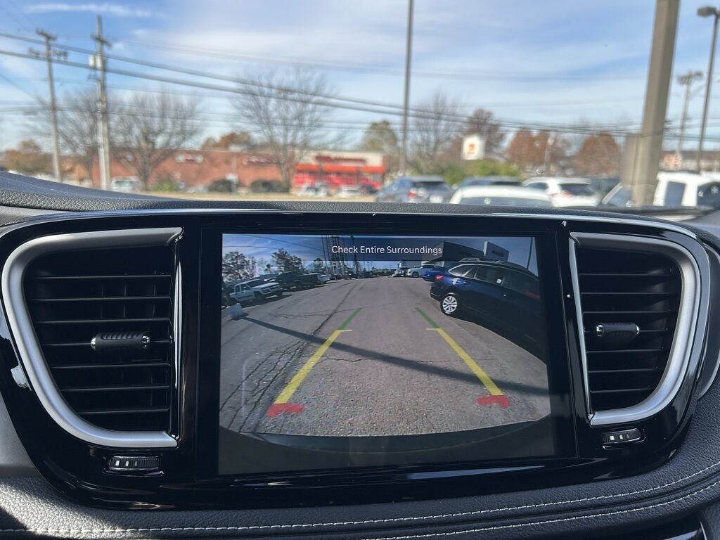 2026 Chrysler Pacifica Select Crestwood KY