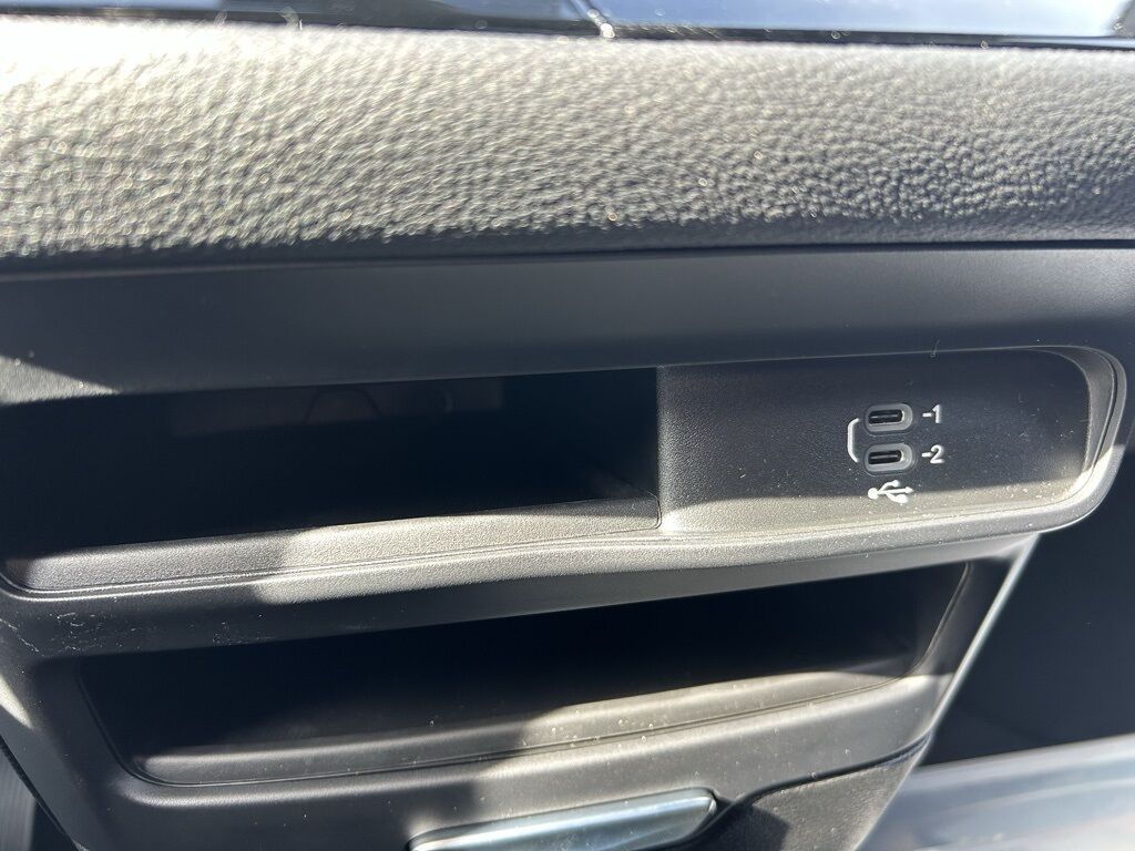 2026 Chrysler Pacifica Select Crestwood KY