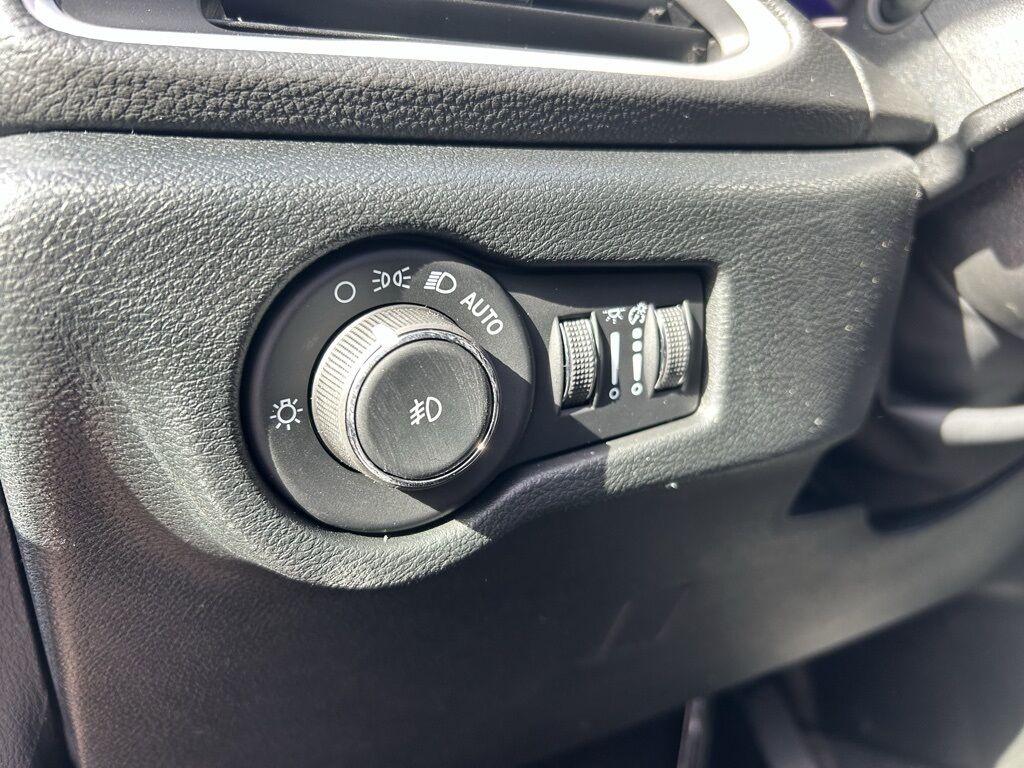 2026 Chrysler Pacifica Select Crestwood KY