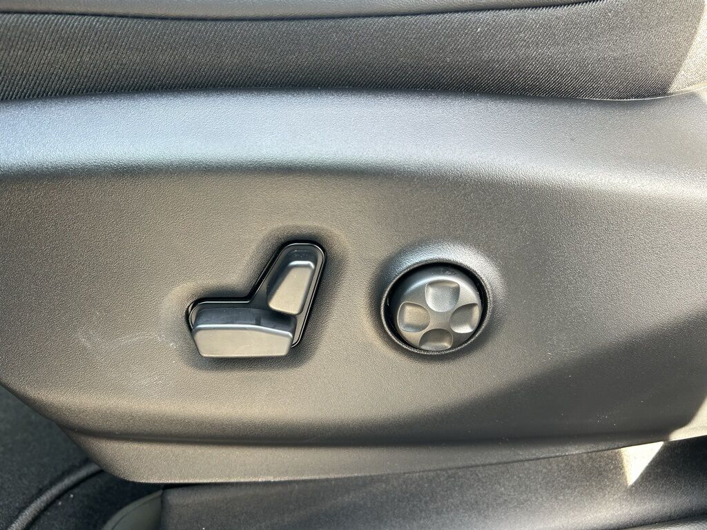 2026 Chrysler Pacifica Select Crestwood KY