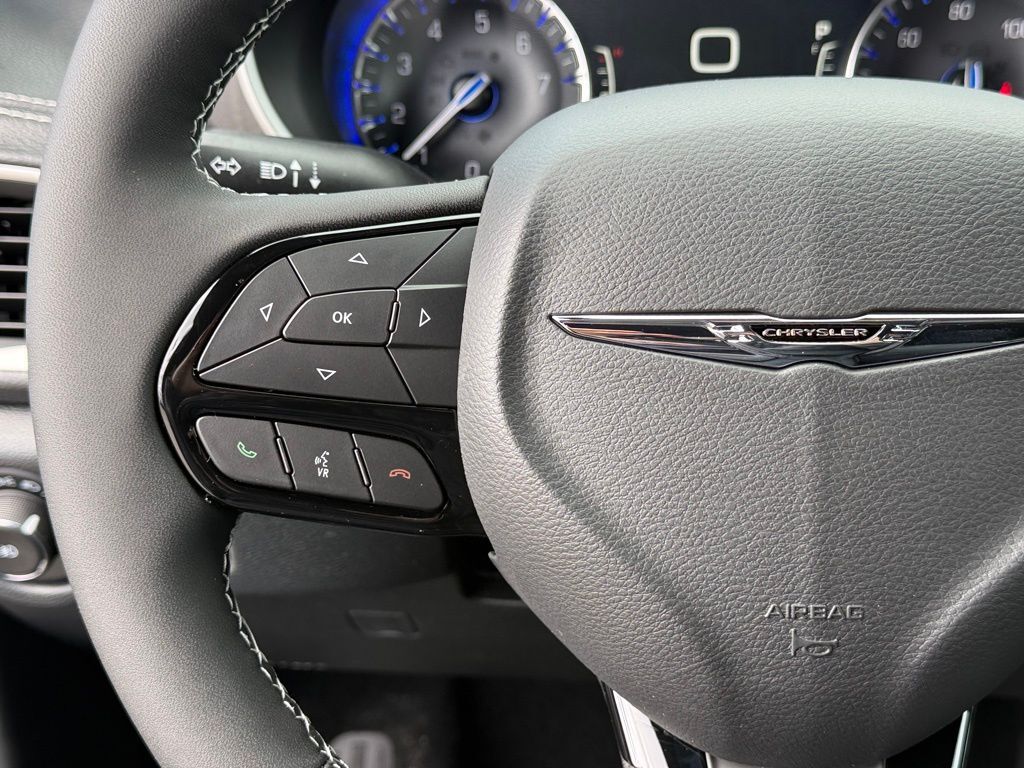 2026 Chrysler Pacifica Select Crestwood KY