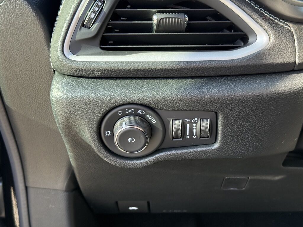 2026 Chrysler Pacifica Select Crestwood KY