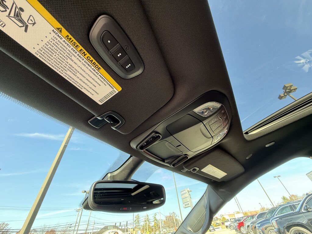 2026 Chrysler Pacifica Select Crestwood KY