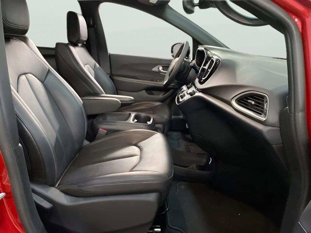 2026 Chrysler Pacifica Select Dallas TX