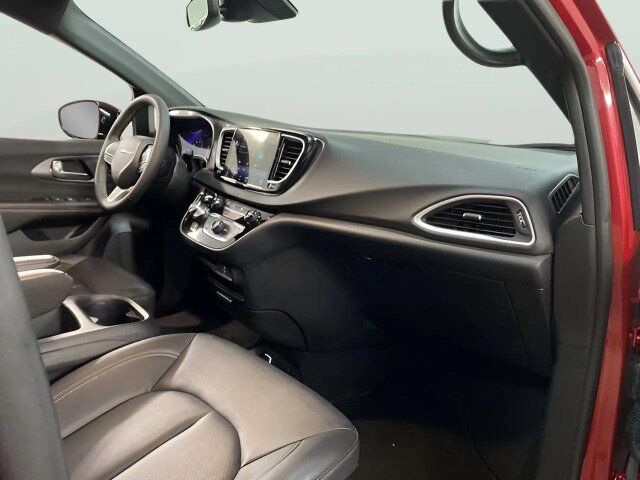 2026 Chrysler Pacifica Select Dallas TX