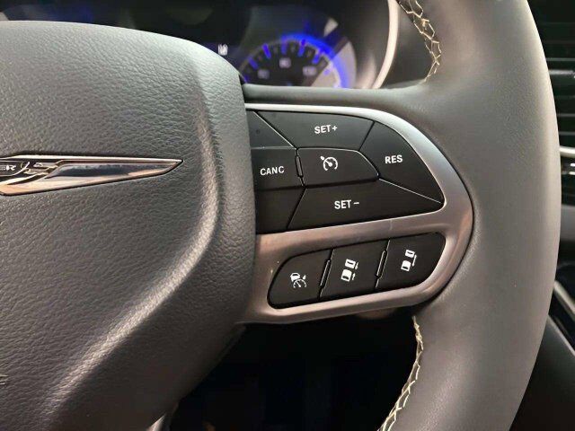 2026 Chrysler Pacifica Select Dallas TX