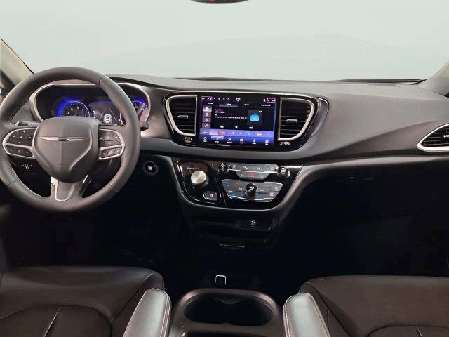 2026 Chrysler Pacifica Select Dallas TX