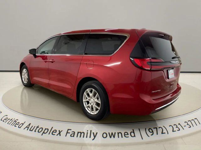 2026 Chrysler Pacifica Select Dallas TX