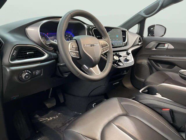 2026 Chrysler Pacifica Select Dallas TX