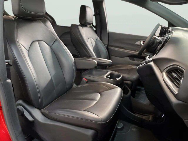 2026 Chrysler Pacifica Select Dallas TX