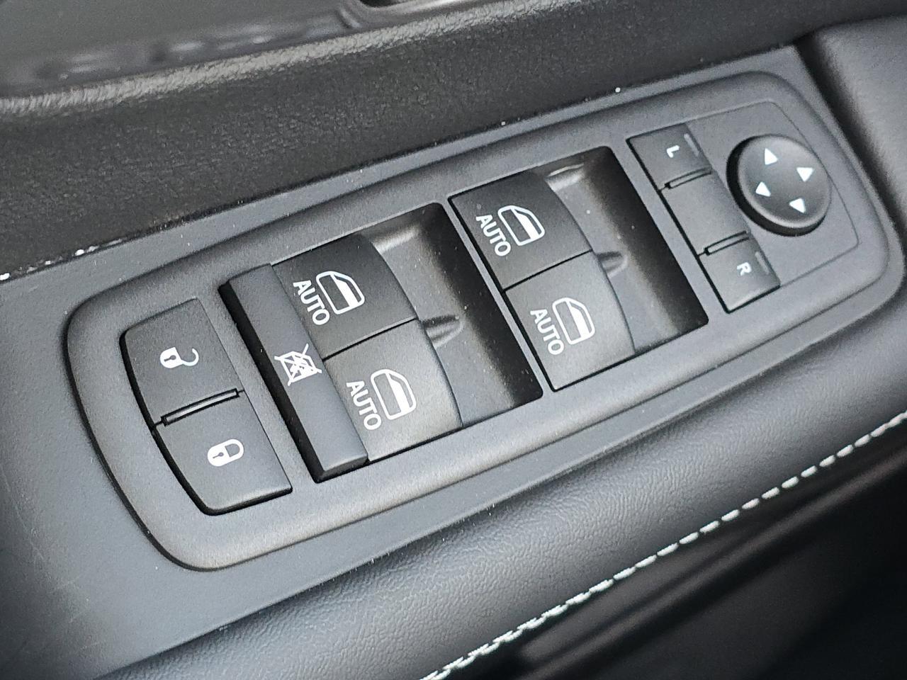 2026 Chrysler Pacifica Select Dalton GA