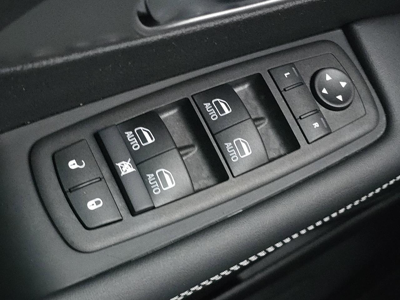 2026 Chrysler Pacifica Select Dalton GA