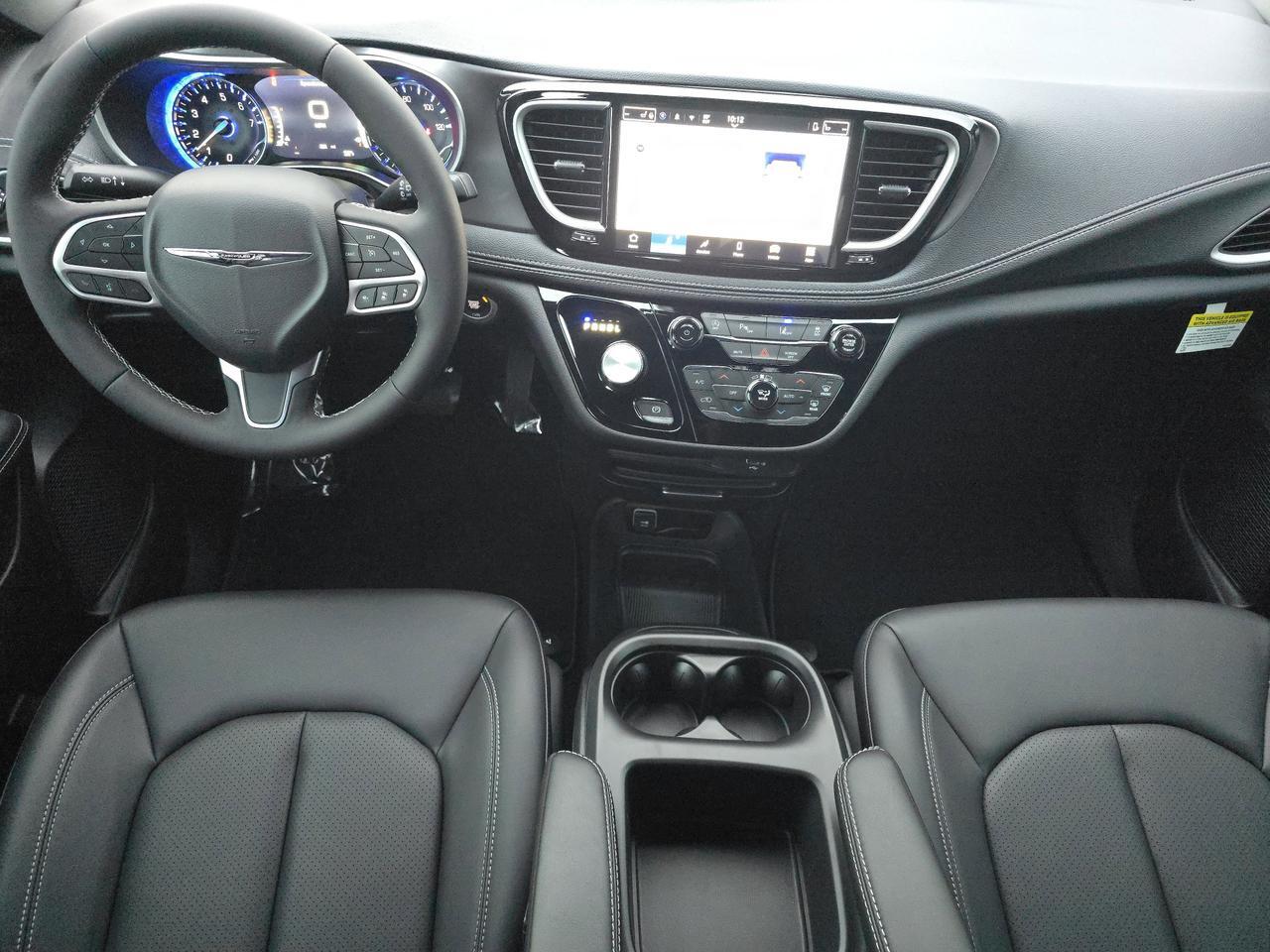 2026 Chrysler Pacifica Select Dalton GA