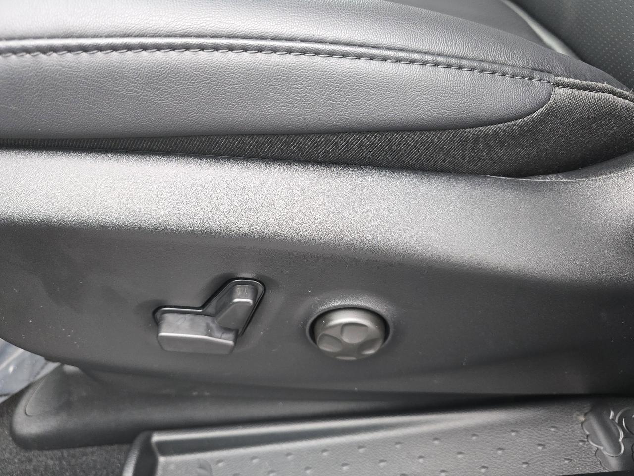 2026 Chrysler Pacifica Select Dalton GA