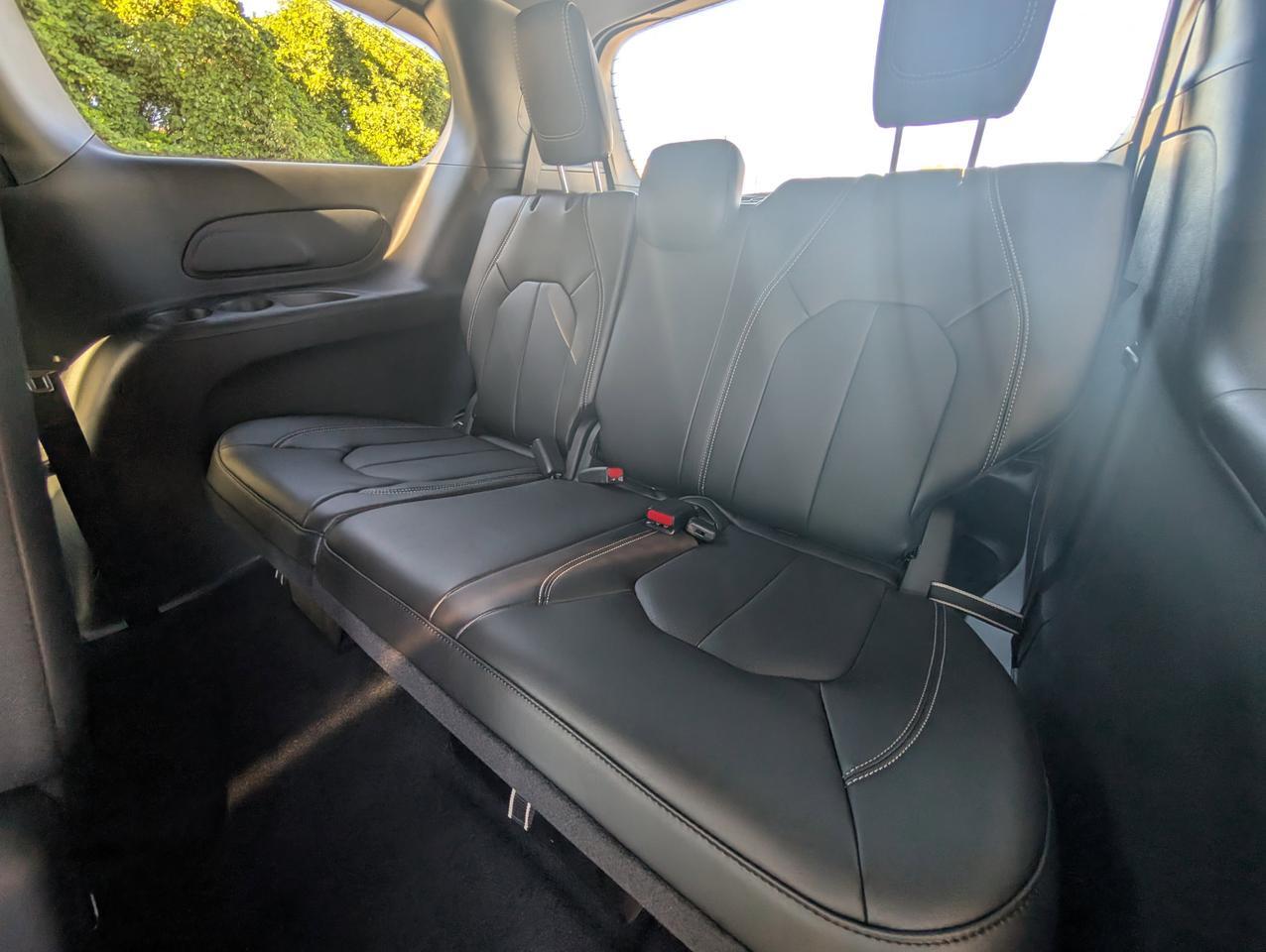 2026 Chrysler Pacifica Select Dalton GA