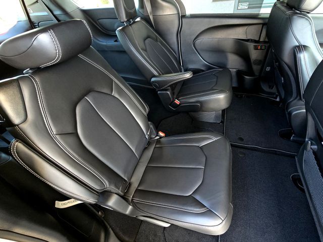 2026 Chrysler Pacifica Select Folsom CA