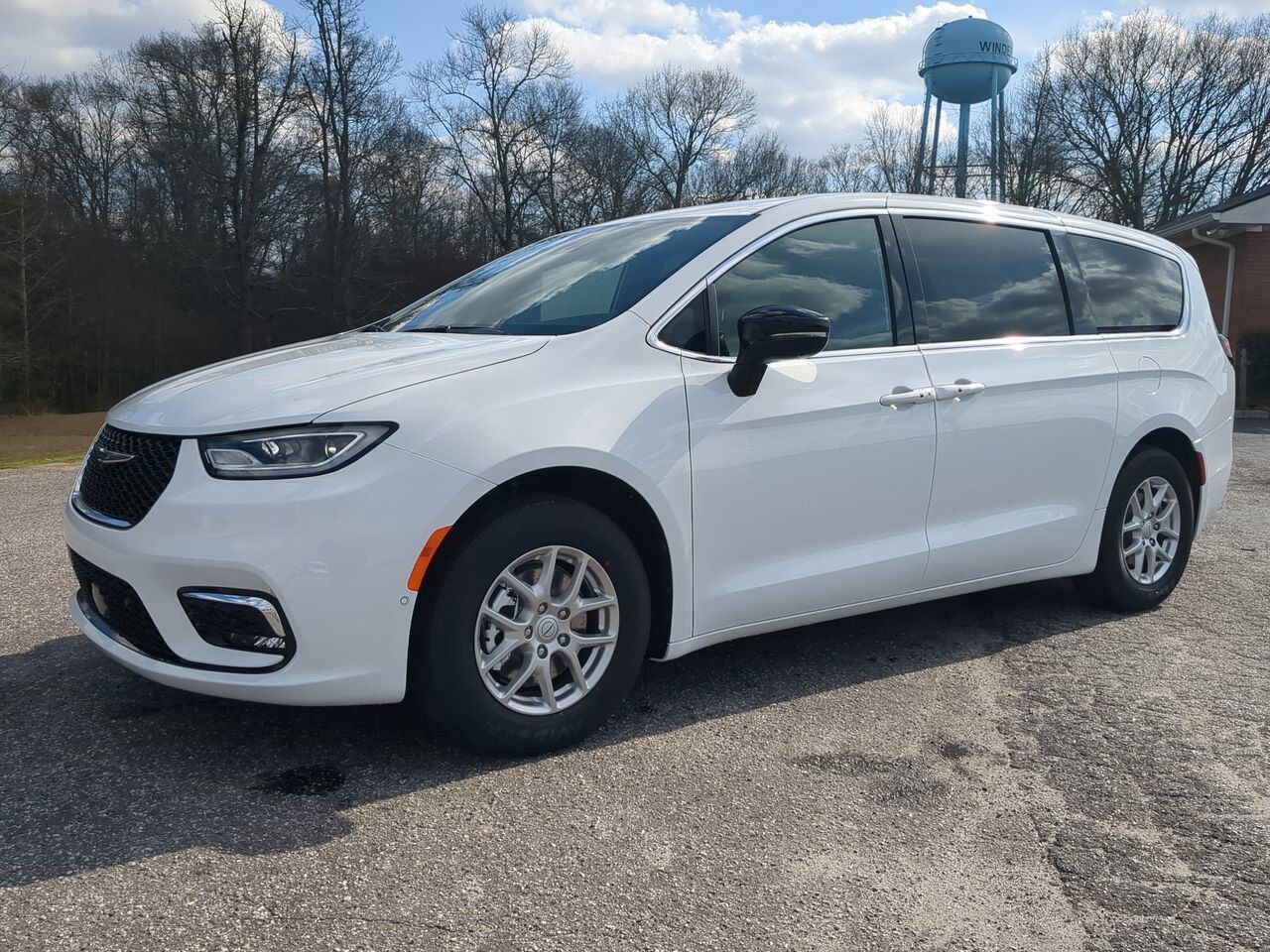 2026 Chrysler Pacifica Select Appleton WI