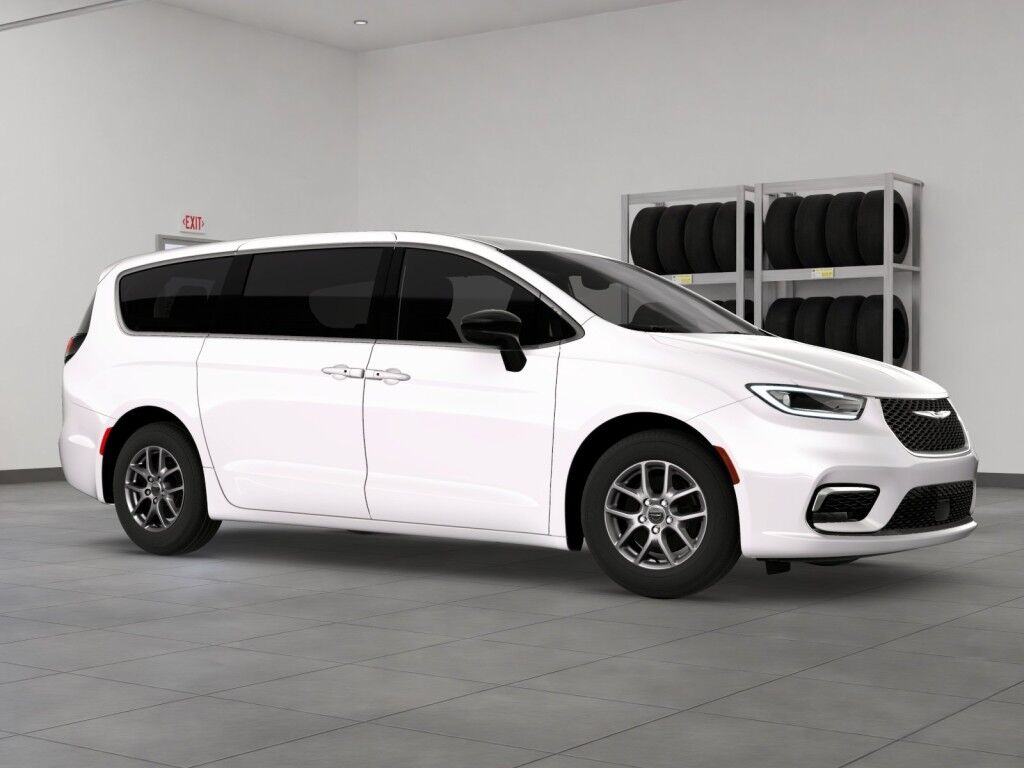 2026 Chrysler Pacifica Select Owego NY