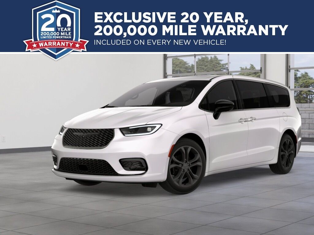 2026 Chrysler Pacifica Select Owego NY