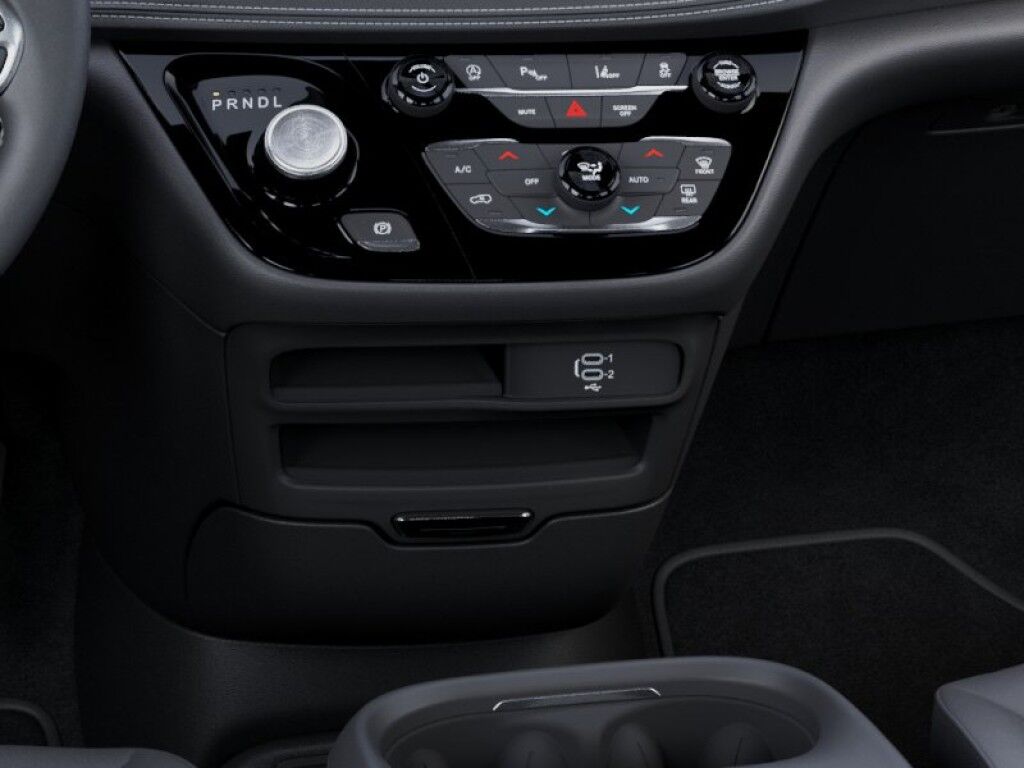 2026 Chrysler Pacifica Select Owego NY