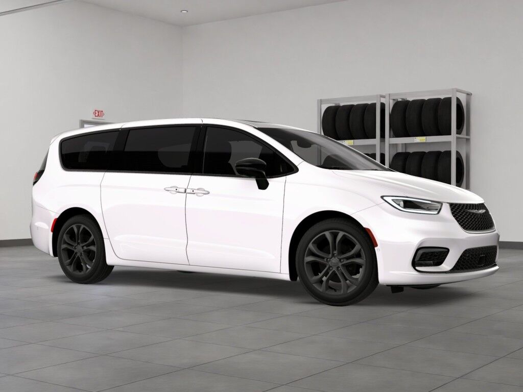 2026 Chrysler Pacifica Select Owego NY