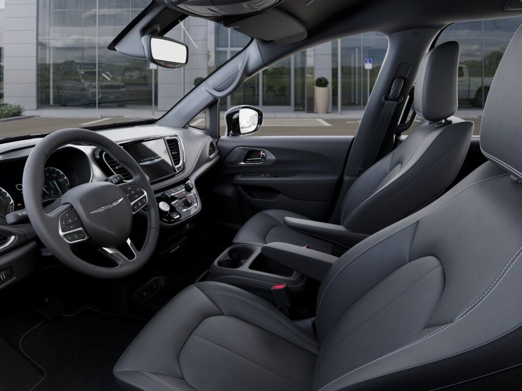 2026 Chrysler Pacifica Select Owego NY