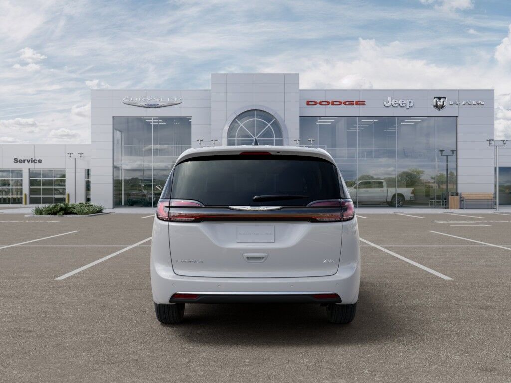 2026 Chrysler Pacifica Select Owego NY