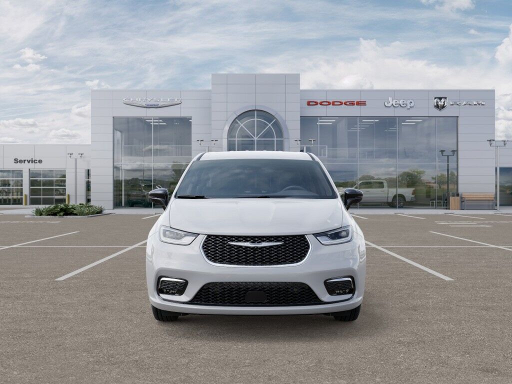 2026 Chrysler Pacifica Select Owego NY