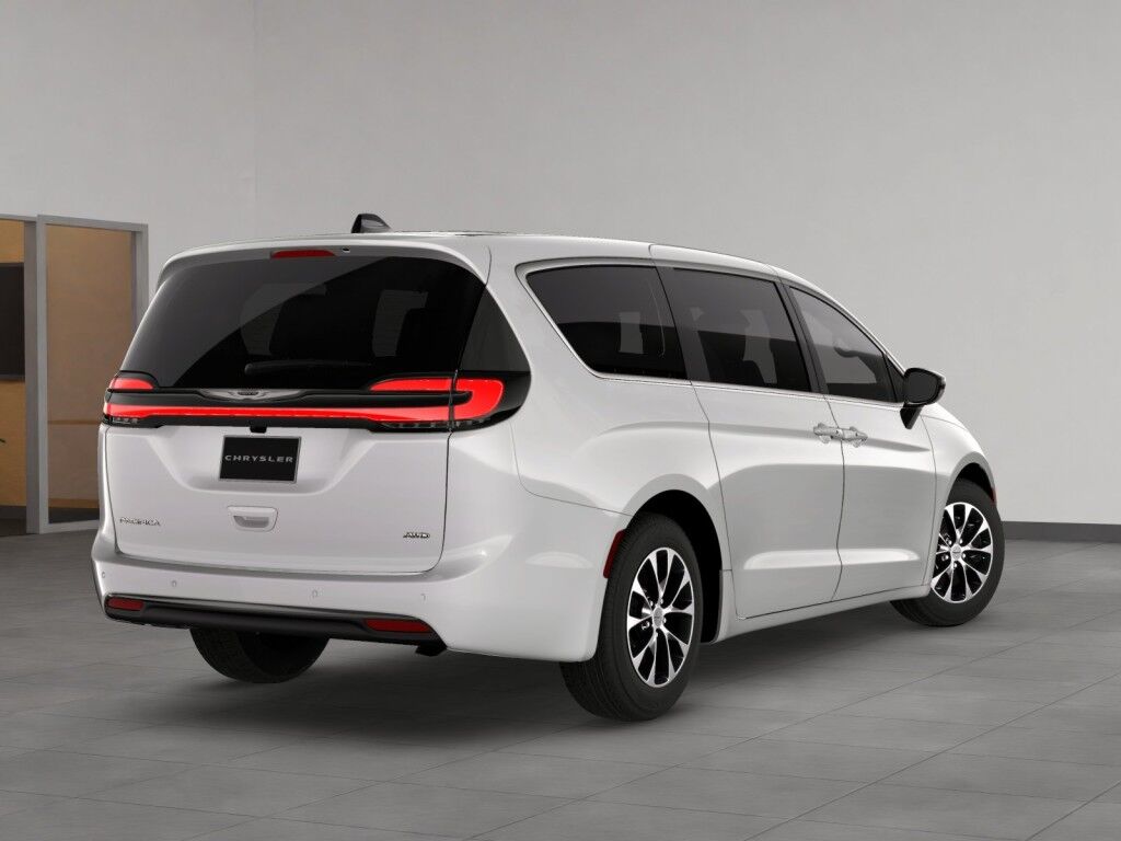 2026 Chrysler Pacifica Select Owego NY