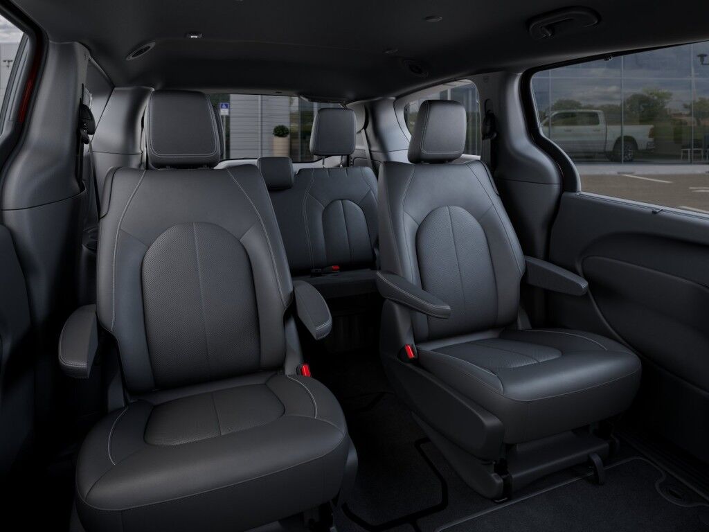 2026 Chrysler Pacifica Select Owego NY