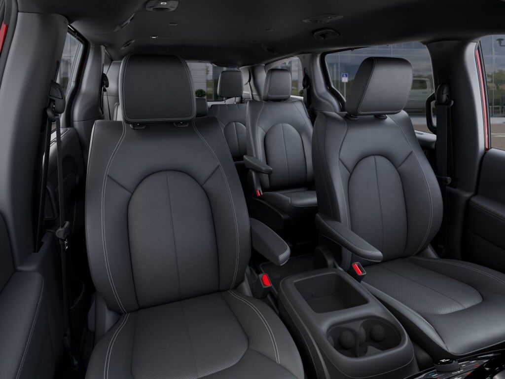 2026 Chrysler Pacifica Select Owego NY