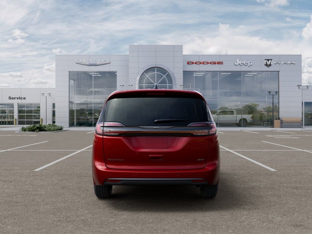 2026 Chrysler Pacifica Select Owego NY