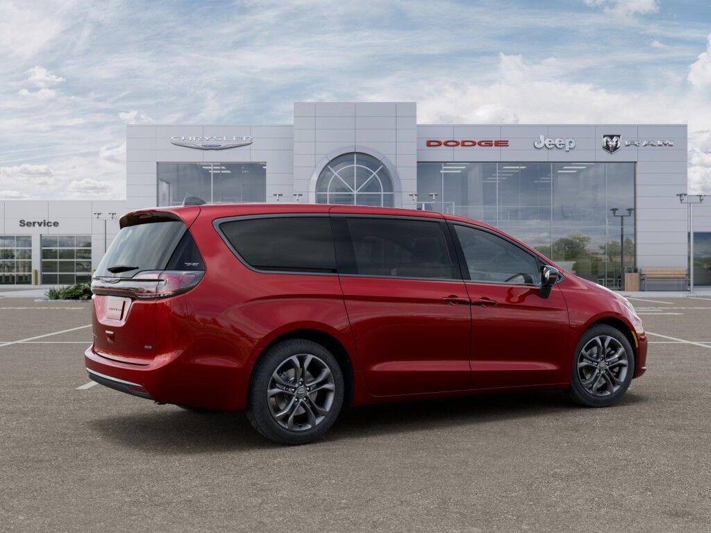 2026 Chrysler Pacifica Select Owego NY