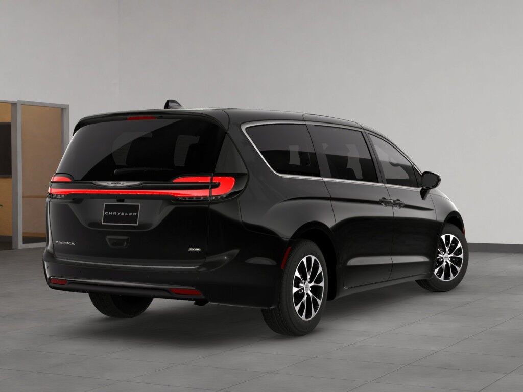2026 Chrysler Pacifica Select Owego NY