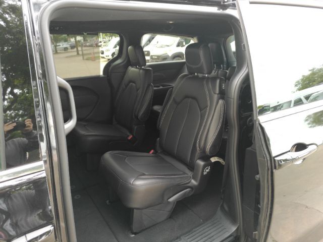 2026 Chrysler Pacifica Select Plano TX