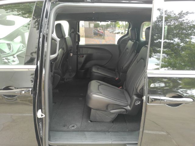 2026 Chrysler Pacifica Select Plano TX