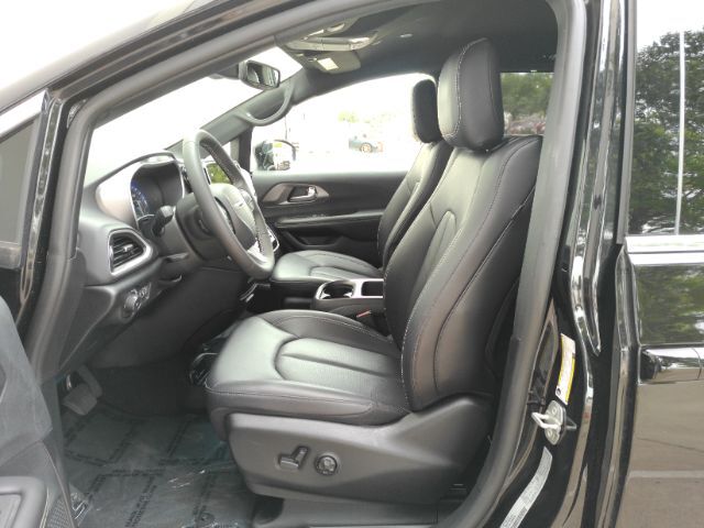 2026 Chrysler Pacifica Select Plano TX