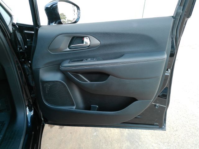 2026 Chrysler Pacifica Select Plano TX