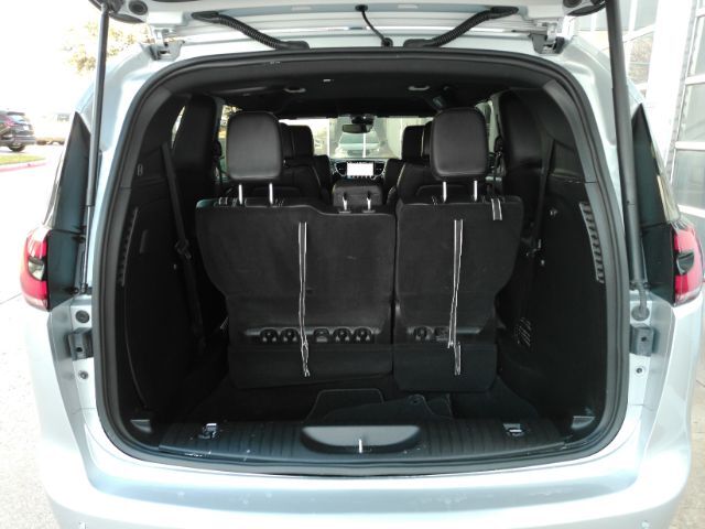 2026 Chrysler Pacifica Select Plano TX