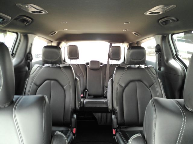 2026 Chrysler Pacifica Select Plano TX