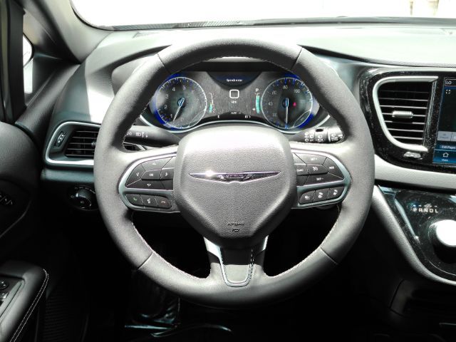 2026 Chrysler Pacifica Select Plano TX