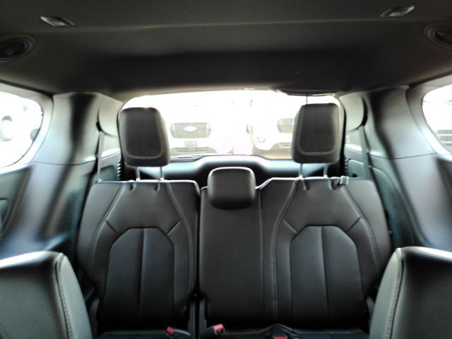 2026 Chrysler Pacifica Select Plano TX