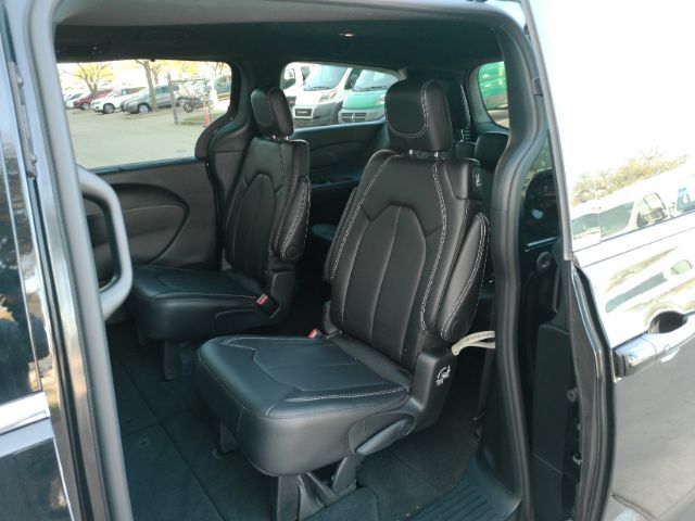 2026 Chrysler Pacifica Select Plano TX