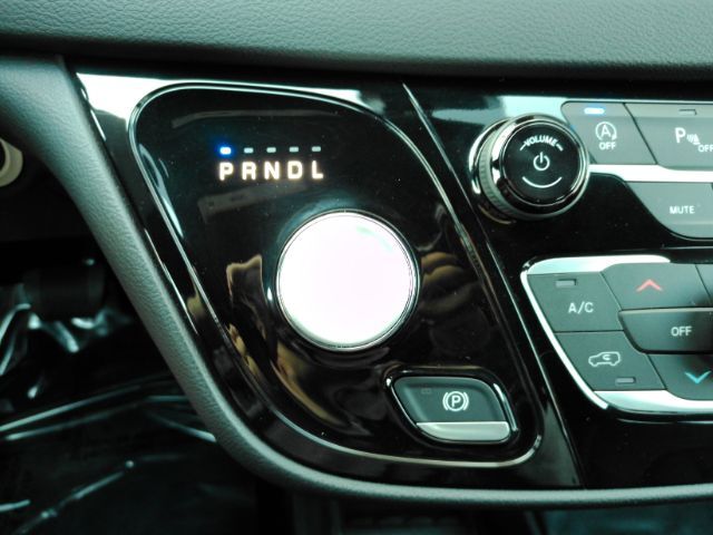 2026 Chrysler Pacifica Select Plano TX