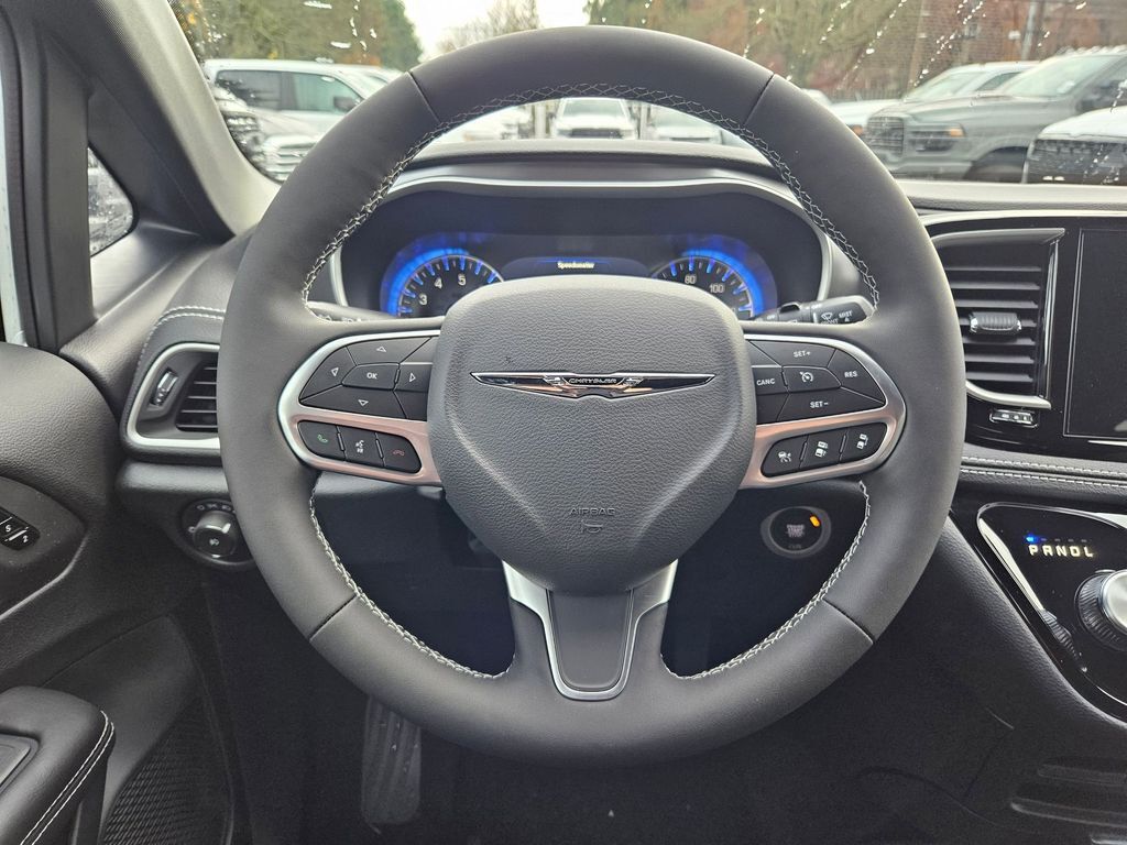 2026 Chrysler Pacifica Select Gresham OR