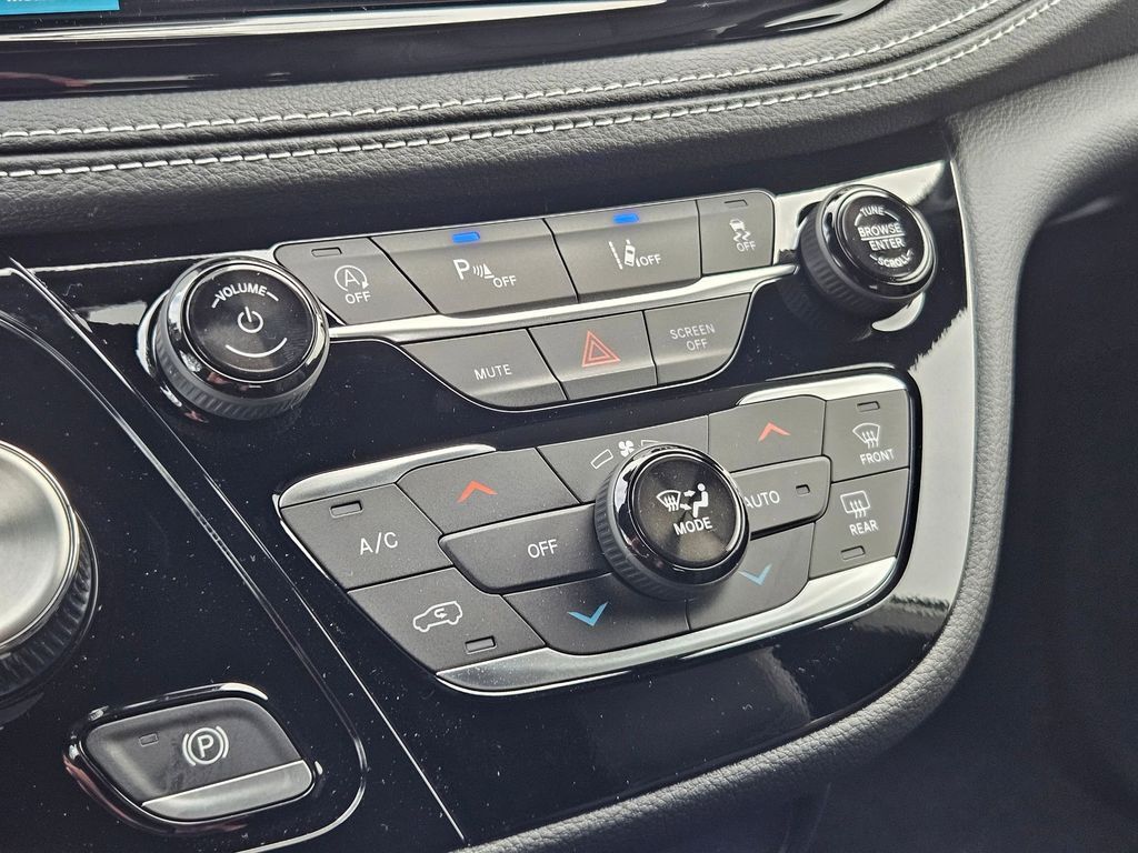 2026 Chrysler Pacifica Select Gresham OR