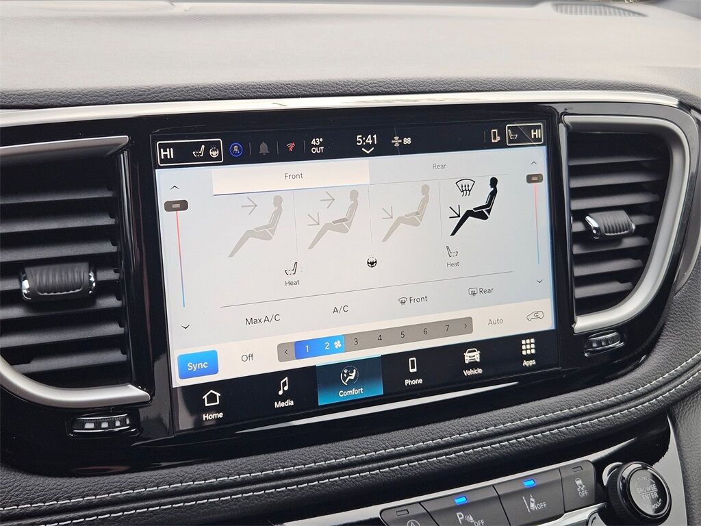 2026 Chrysler Pacifica Select Gresham OR