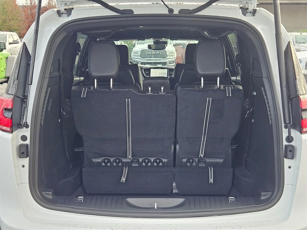 2026 Chrysler Pacifica Select Gresham OR