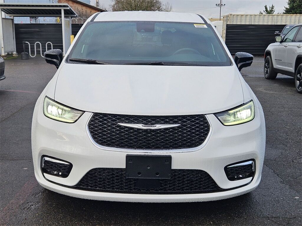 2026 Chrysler Pacifica Select Gresham OR