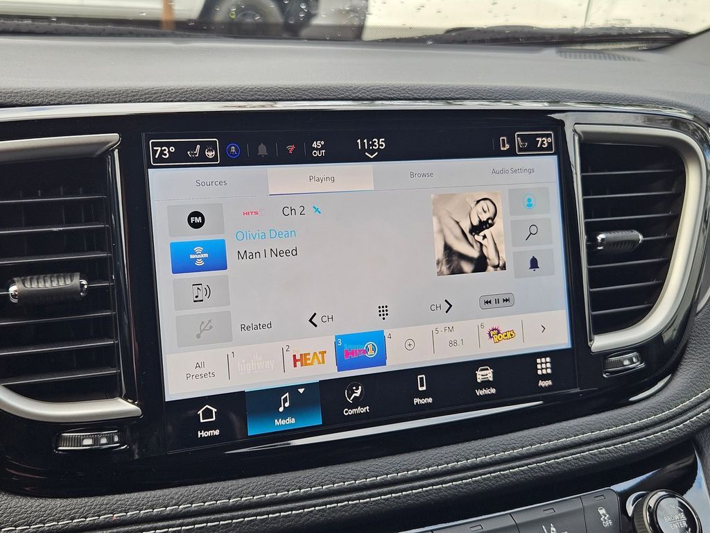 2026 Chrysler Pacifica Select Gresham OR